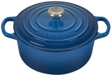 Le Creuset Signature Round Dutch Oven - 5 1/2 qt