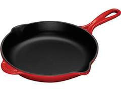 Le Creuset Signature Round Iron Handle Skillet